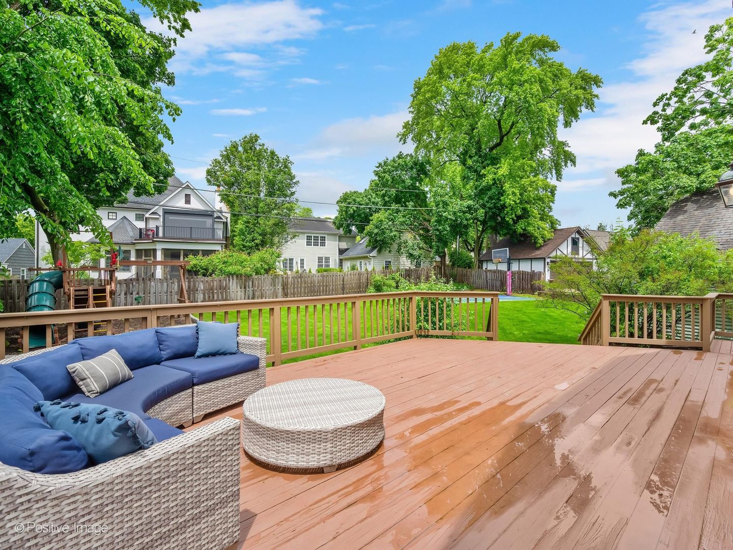 30 Waverly Avenue, Clarendon Hills, IL 60514