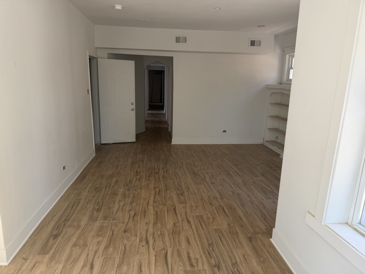6716 S May Street, Chicago, IL 60621
