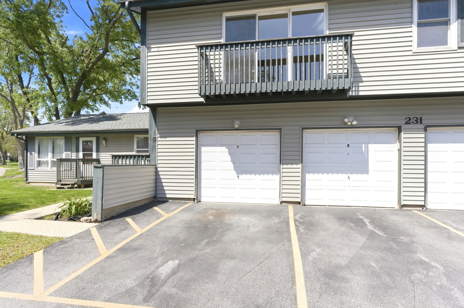 231 Dakota Court #D, Bolingbrook, IL 60440