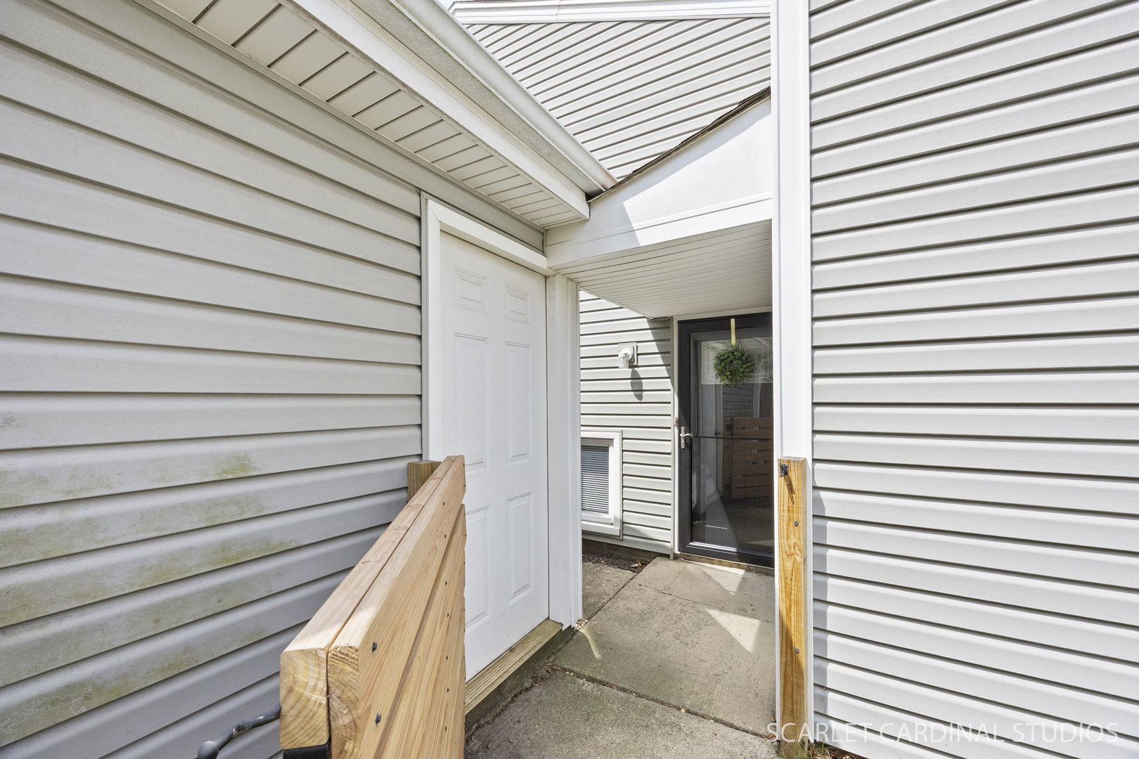 30W124 Wood Court, Warrenville, IL 60555