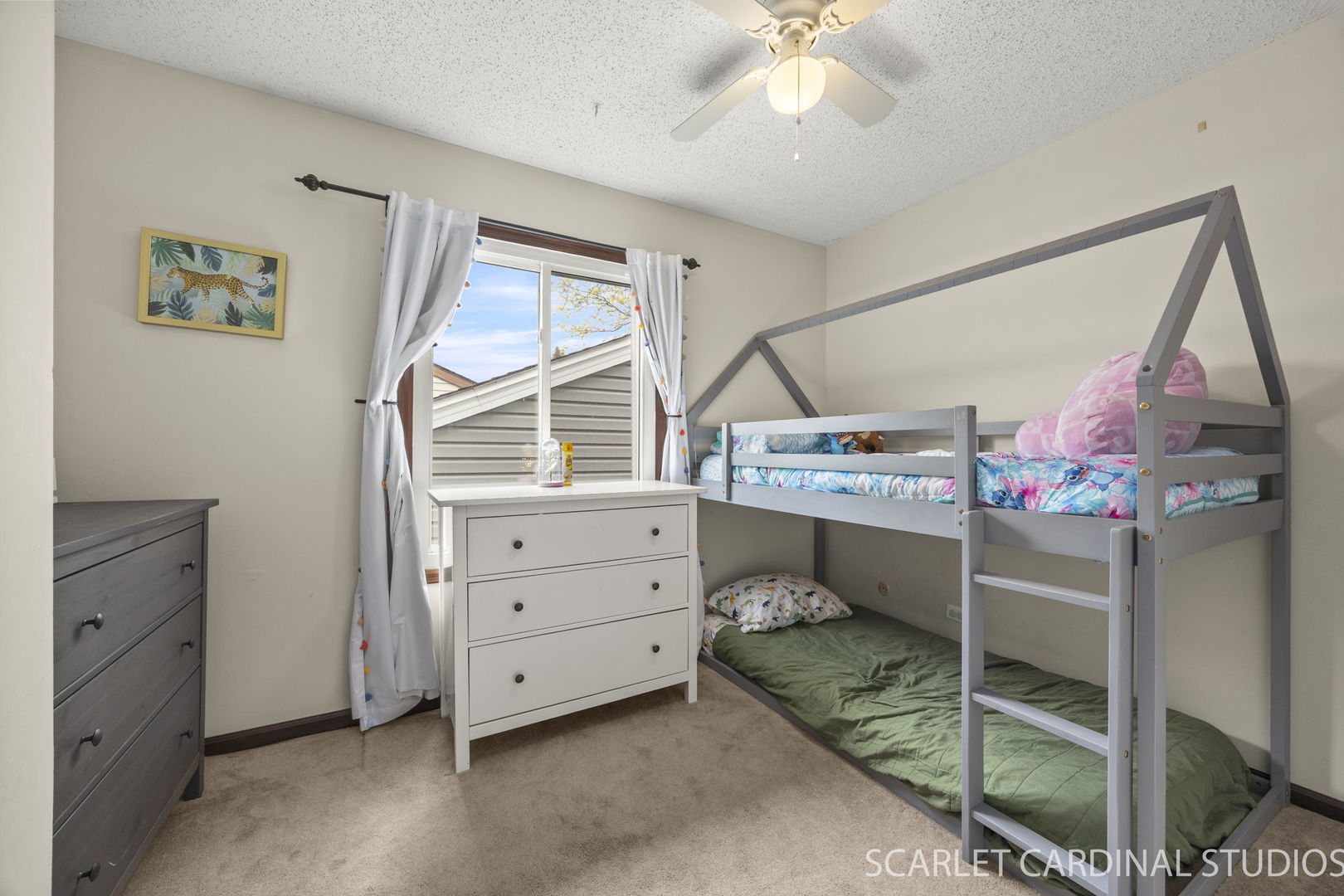30W124 Wood Court, Warrenville, IL 60555