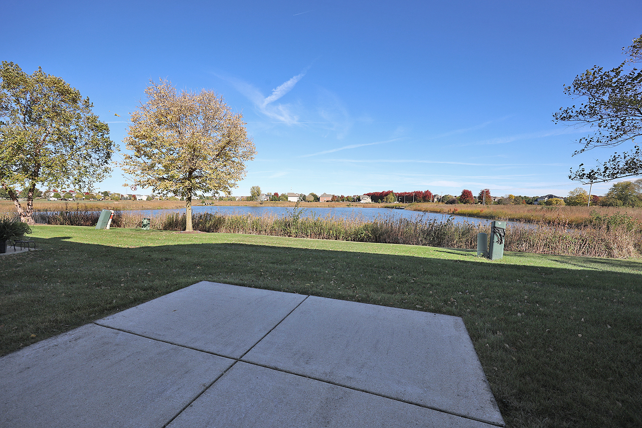 24854 W Gates Lane, Plainfield, IL 60585