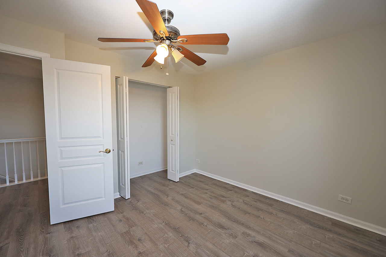 24854 W Gates Lane, Plainfield, IL 60585