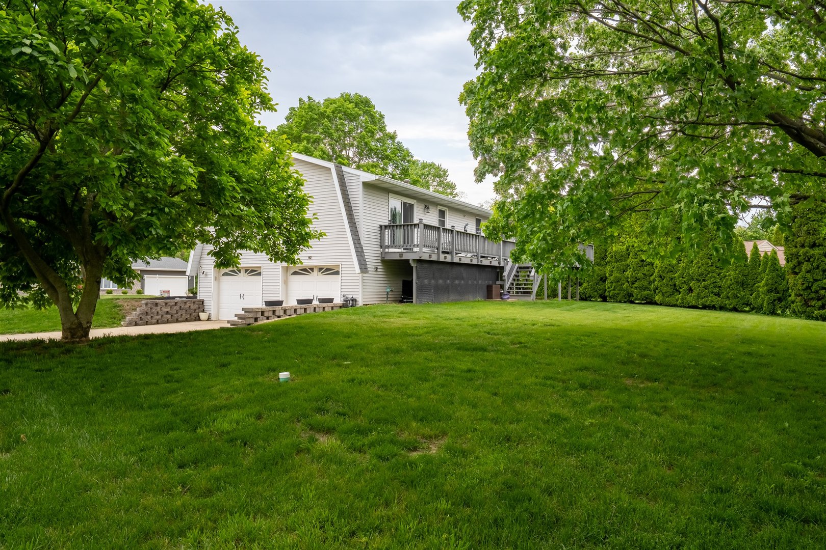 217 INDIAN CREEK Drive, Pekin, IL 61554