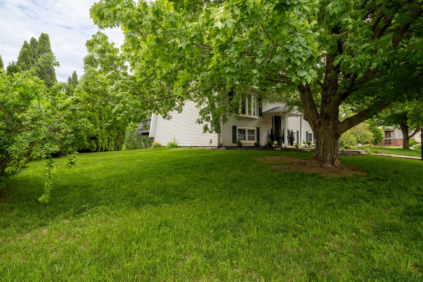 217 INDIAN CREEK Drive, Pekin, IL 61554