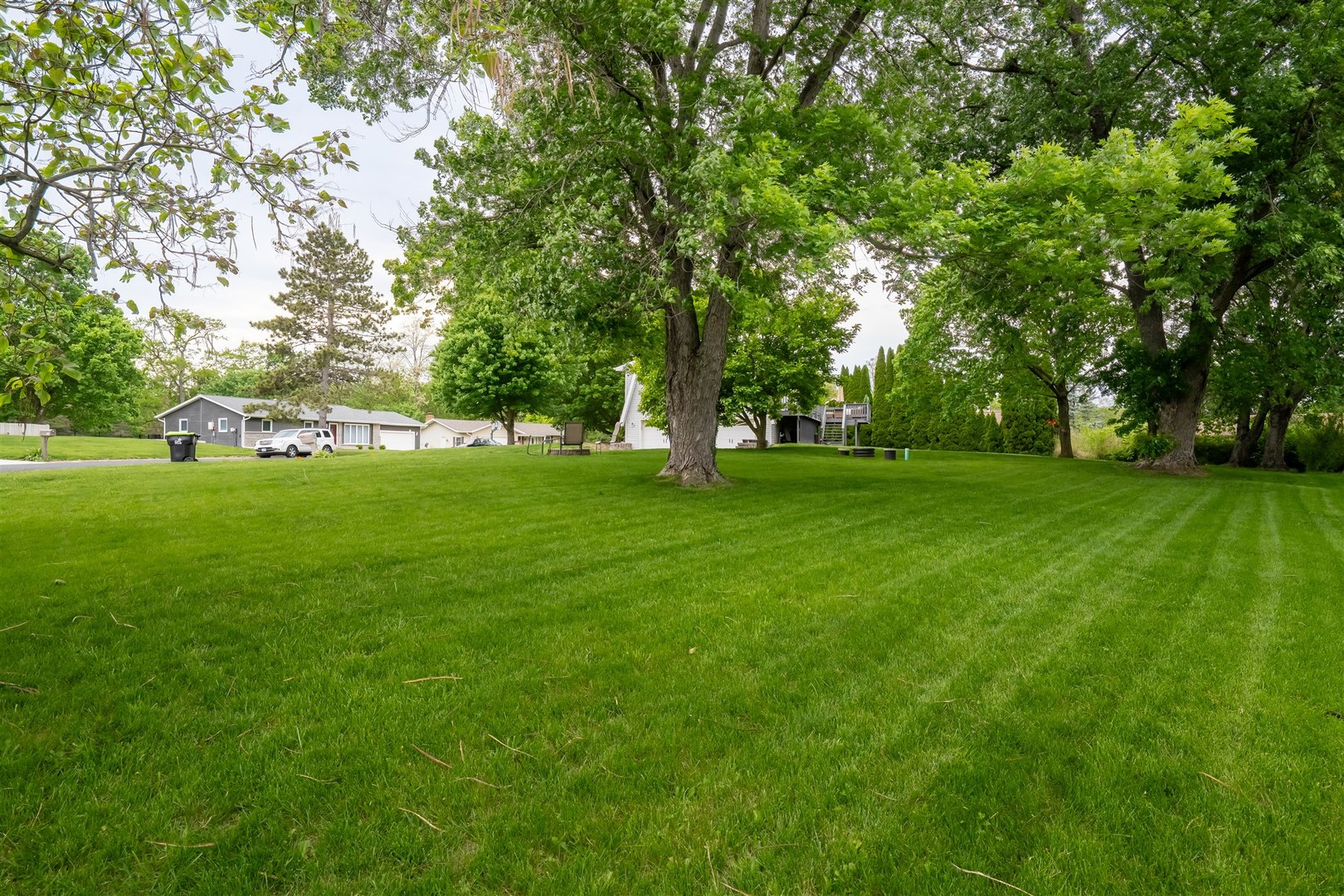 217 INDIAN CREEK Drive, Pekin, IL 61554