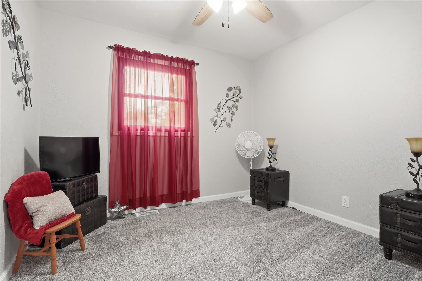217 INDIAN CREEK Drive, Pekin, IL 61554
