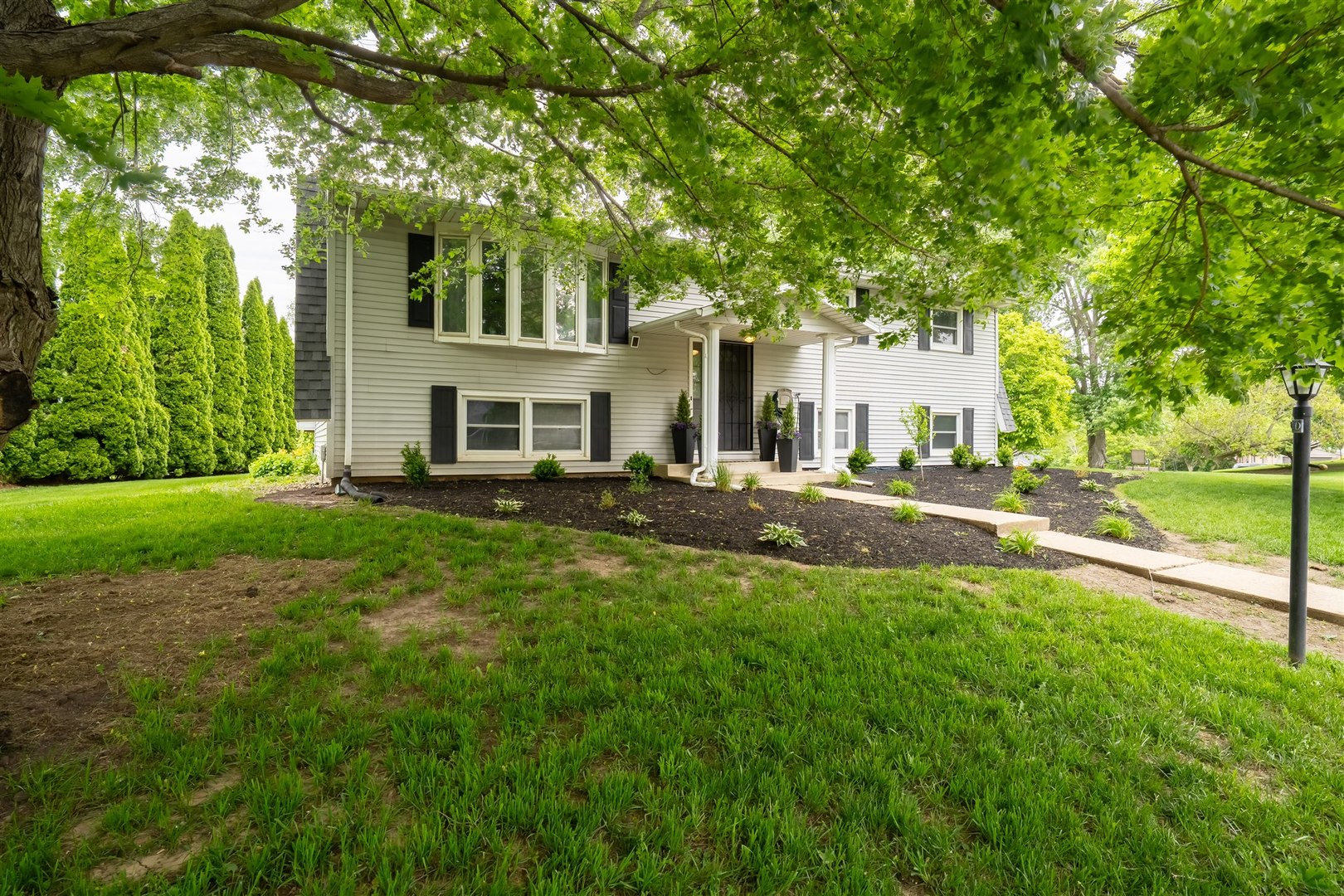 217 INDIAN CREEK Drive, Pekin, IL 61554