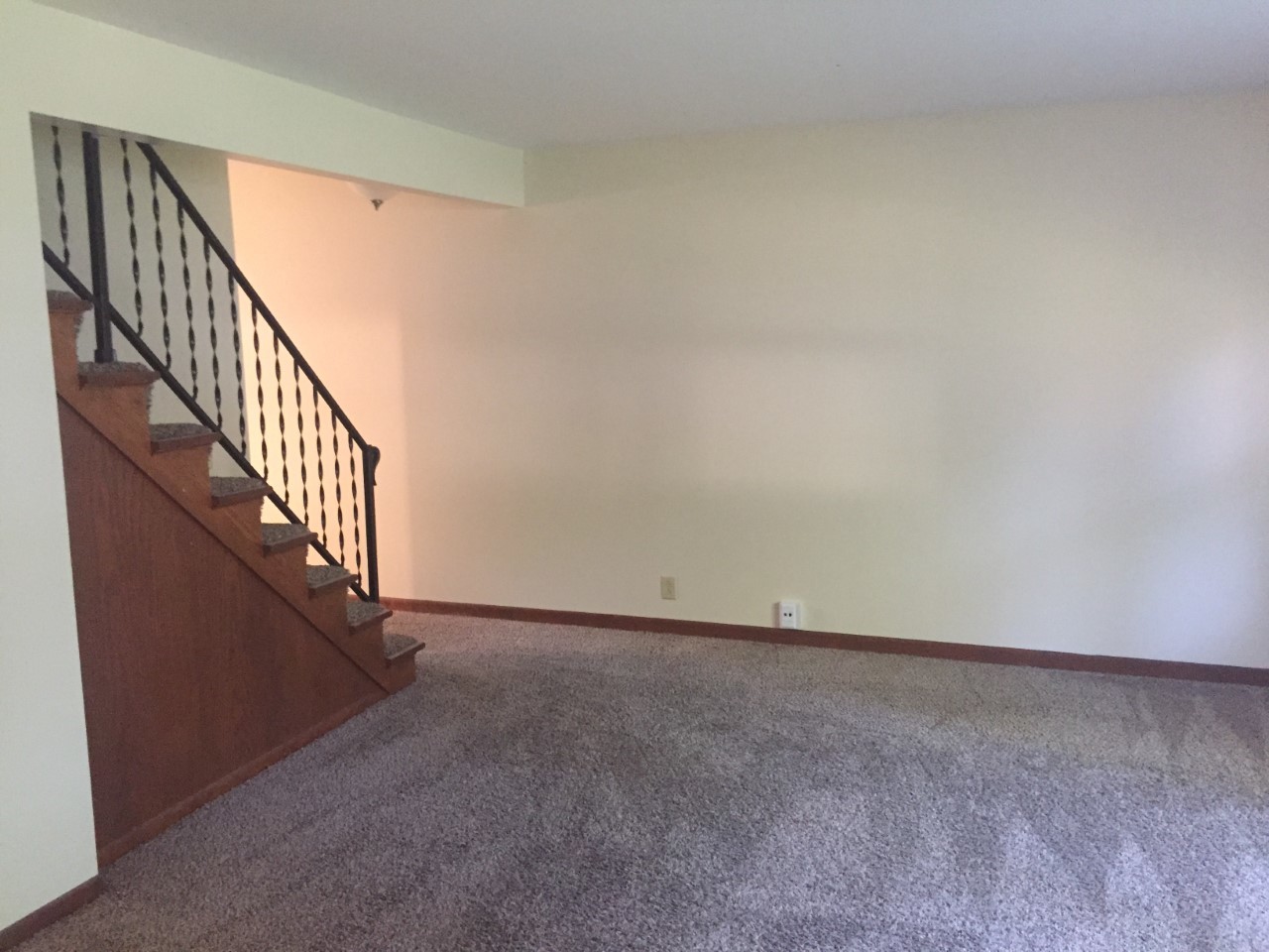 402 W Washington Street, Yorkville, IL 60560
