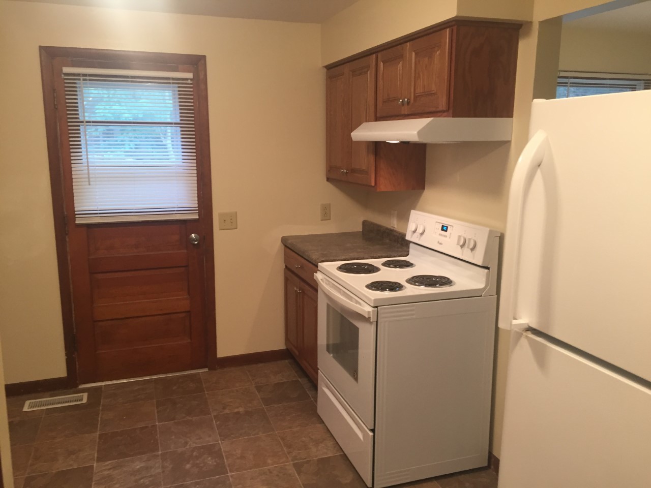 402 W Washington Street, Yorkville, IL 60560