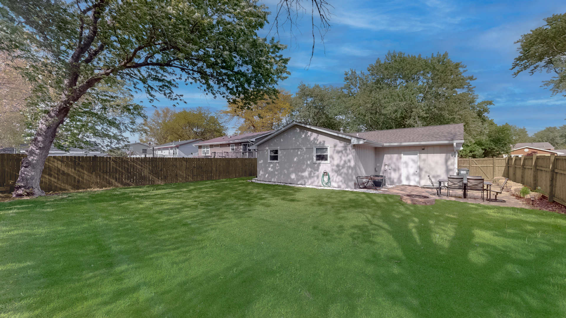 2017 Sanford Avenue, New Lenox, IL 60451