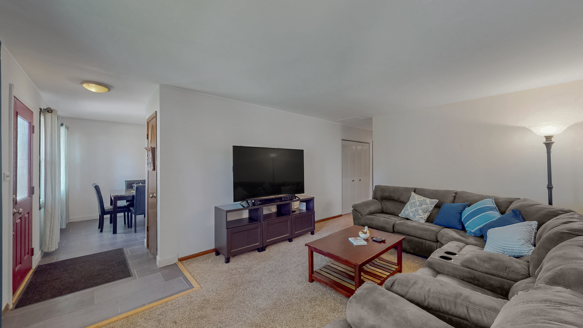 2017 Sanford Avenue, New Lenox, IL 60451