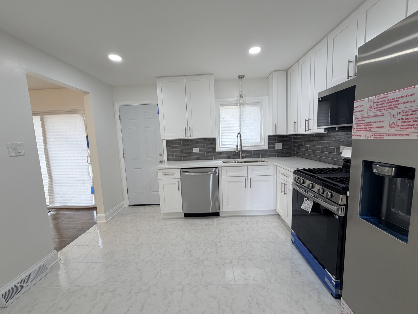 15203 Waterman Drive, South Holland, IL 60473