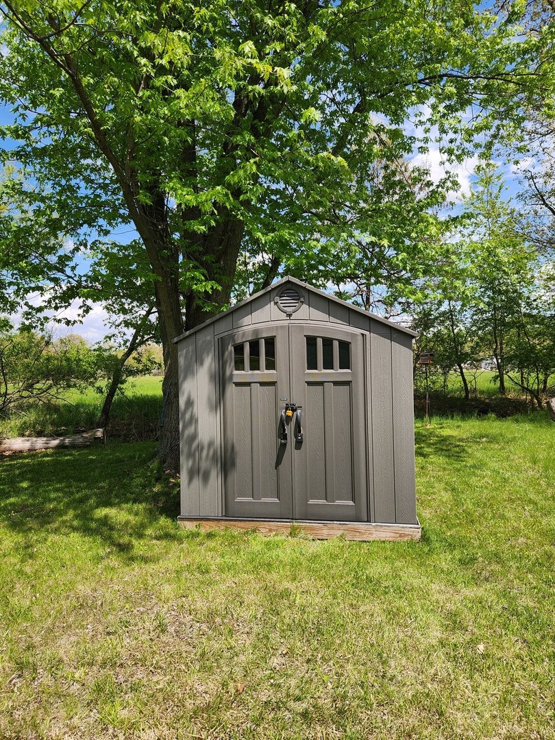 20/7 Woodhaven Lakes, Sublette, IL 61367