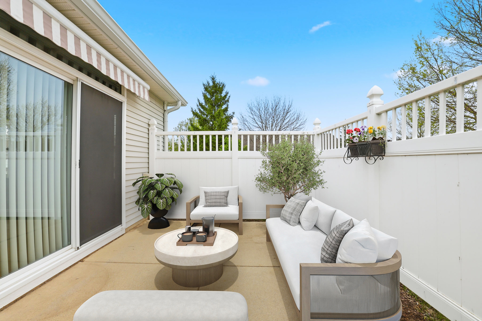 12511 Rock Island Trail, Huntley, IL 60142