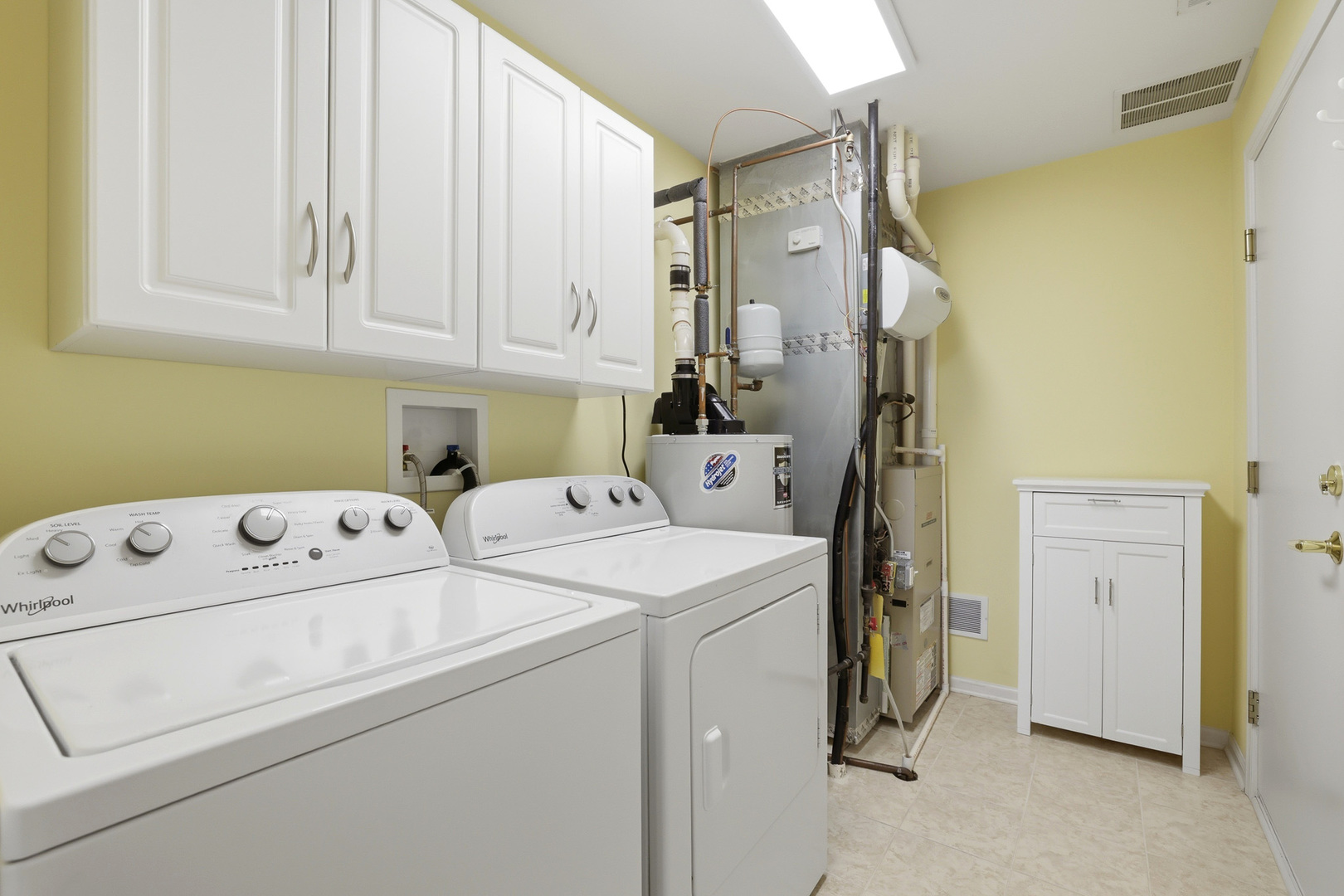 12511 Rock Island Trail, Huntley, IL 60142