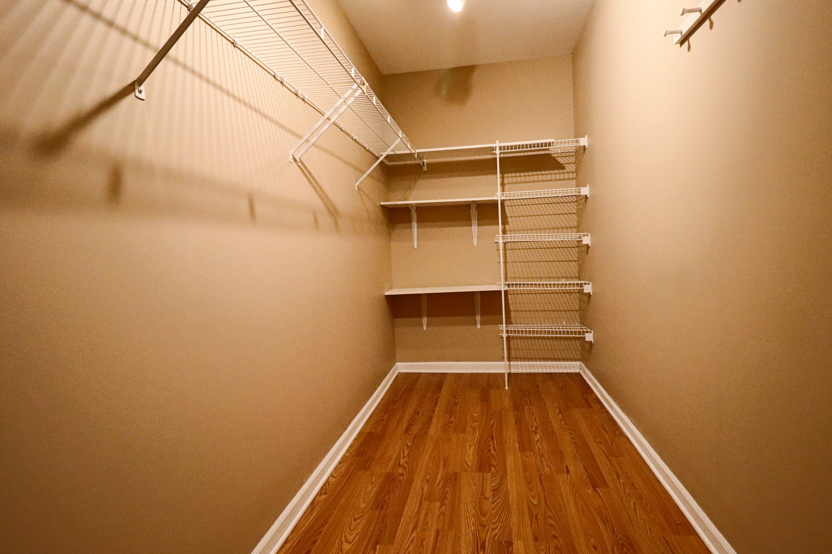 57 E Hattendorf Avenue #304, Roselle, IL 60172