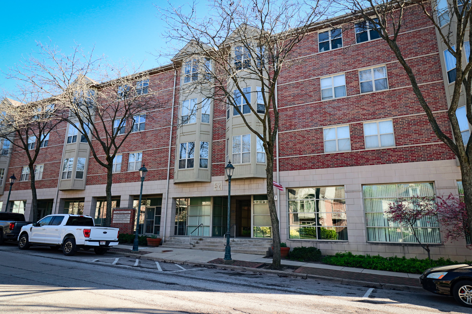 57 E Hattendorf Avenue #304, Roselle, IL 60172