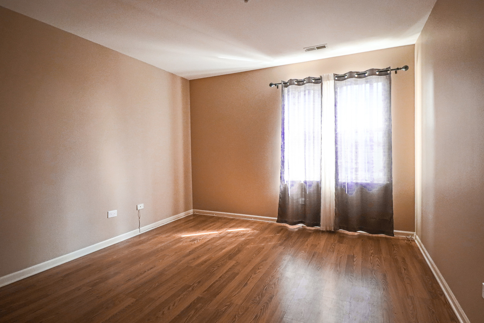 57 E Hattendorf Avenue #304, Roselle, IL 60172