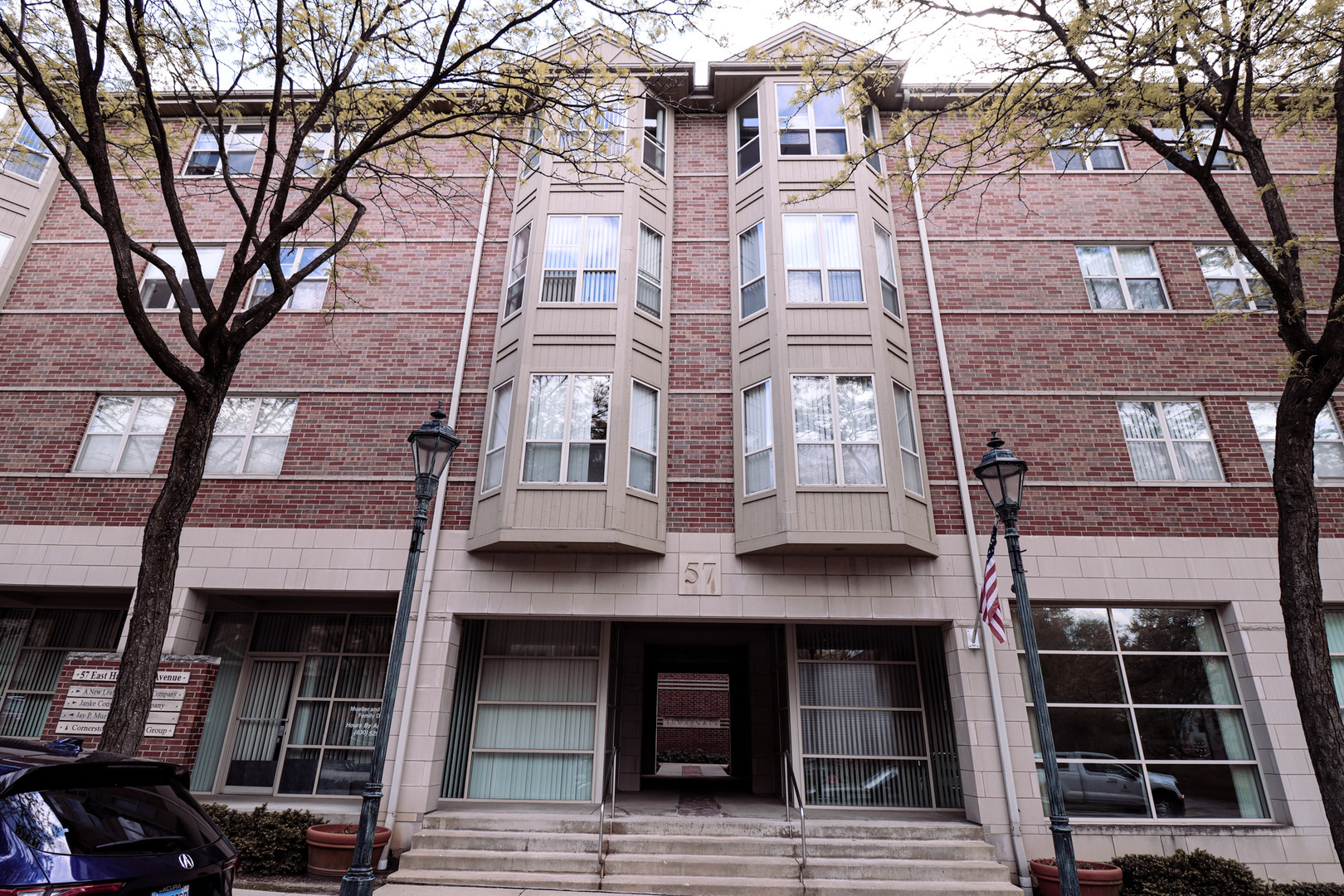 57 E Hattendorf Avenue #304, Roselle, IL 60172
