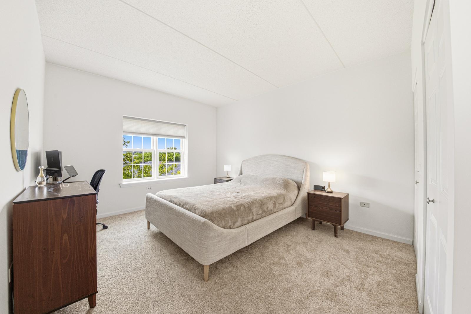 200 N Addison Avenue #501, Elmhurst, IL 60126