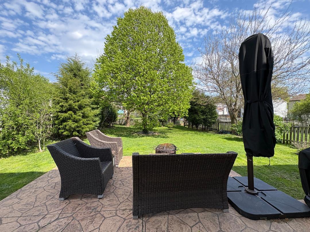 6 BUCKINGHAM Lane, Buffalo Grove, IL 60089