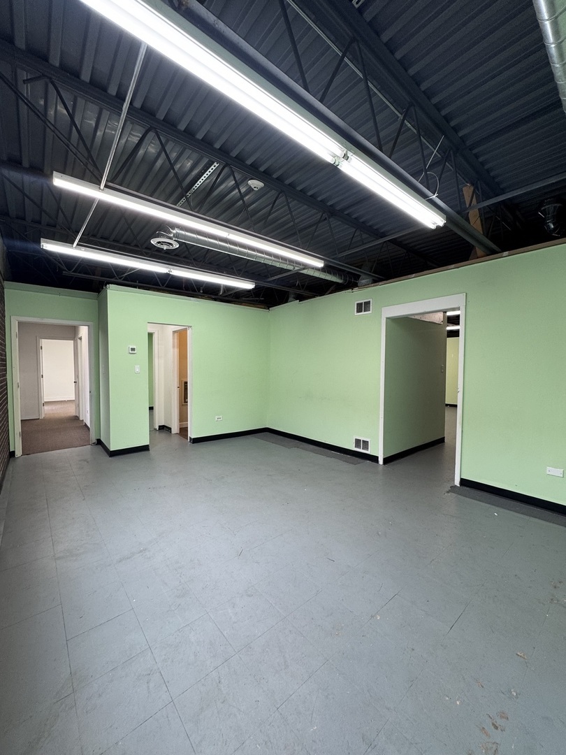 10500 SOUTHWEST Highway #G1, Chicago Ridge, IL 60415