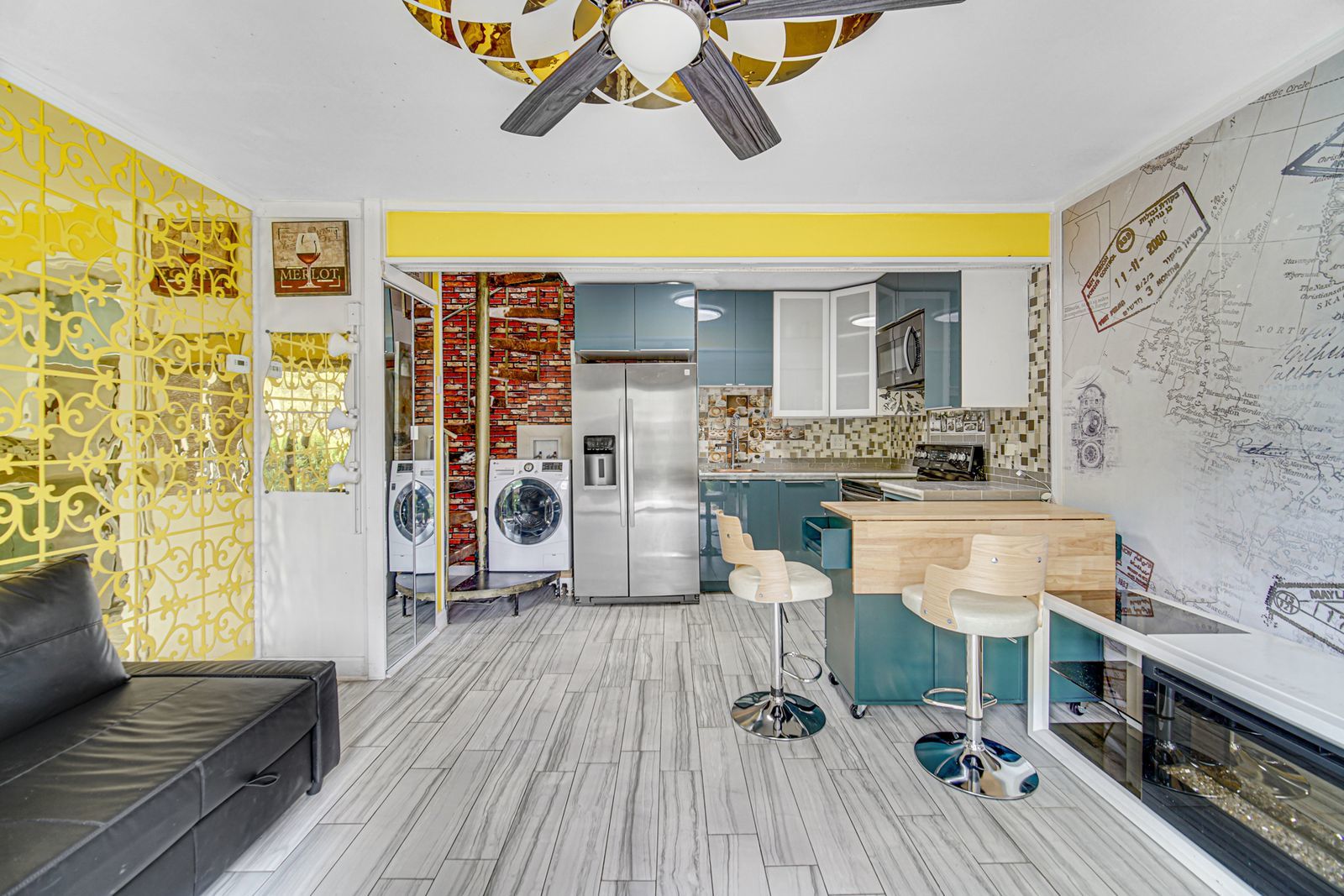 23 Jamaica Colony Street #2, Fox Lake, IL 60020