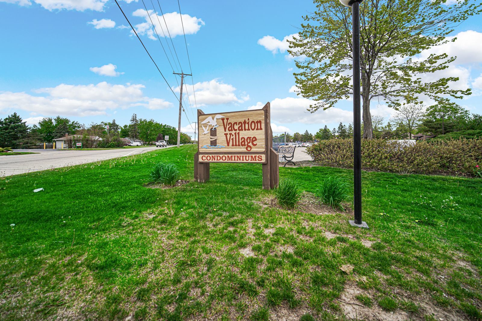 23 Jamaica Colony Street #2, Fox Lake, IL 60020
