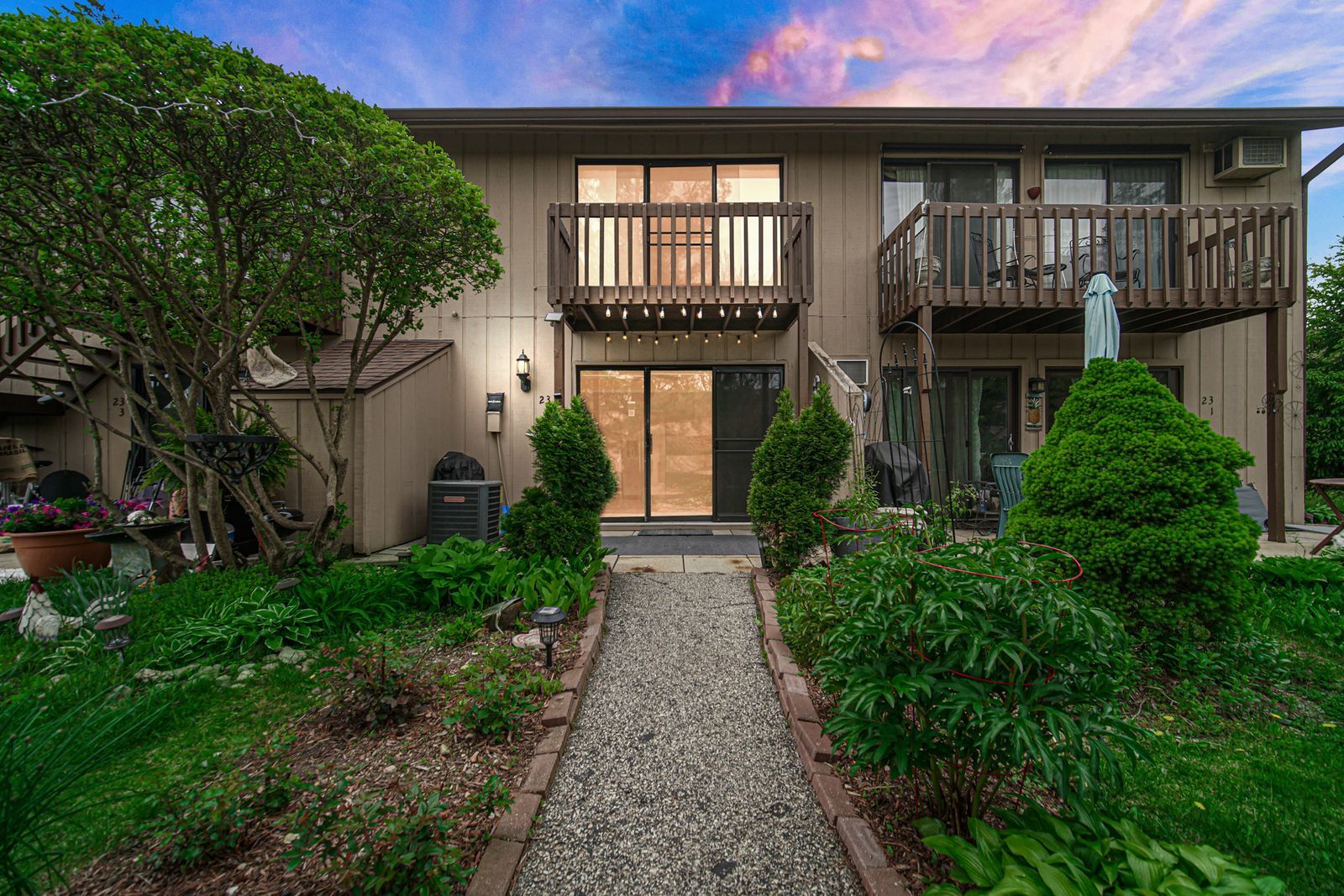 23 Jamaica Colony Street #2, Fox Lake, IL 60020