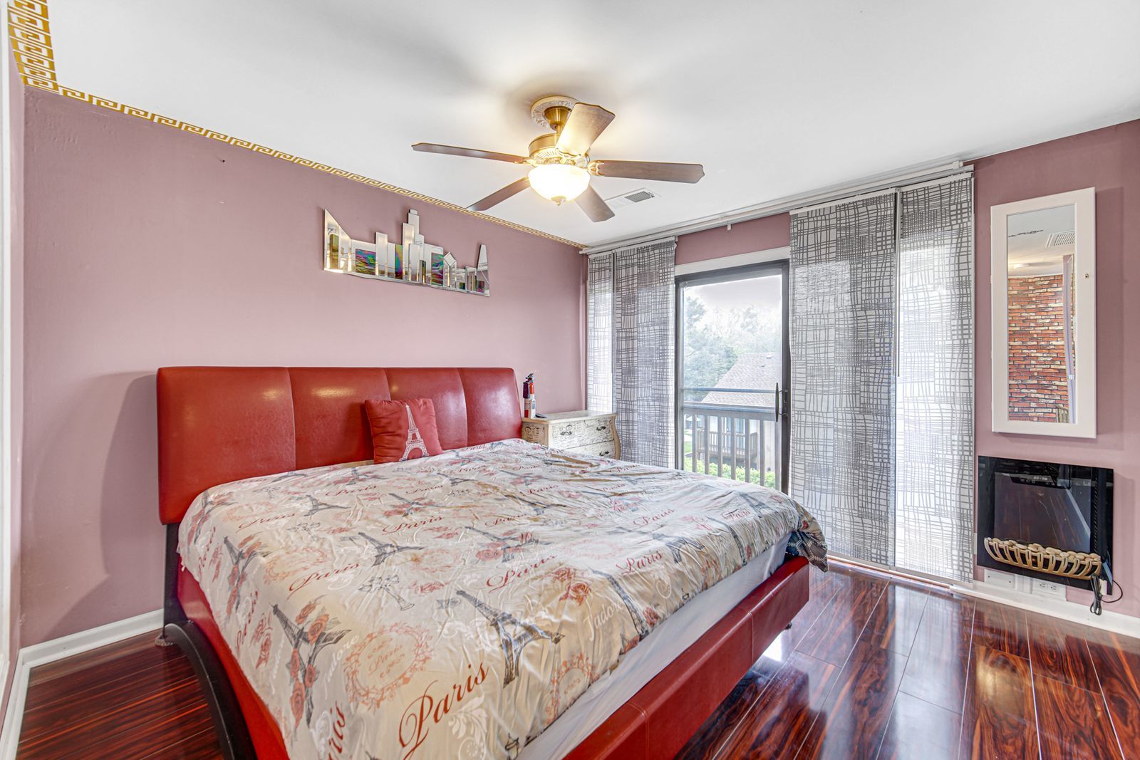 23 Jamaica Colony Street #2, Fox Lake, IL 60020