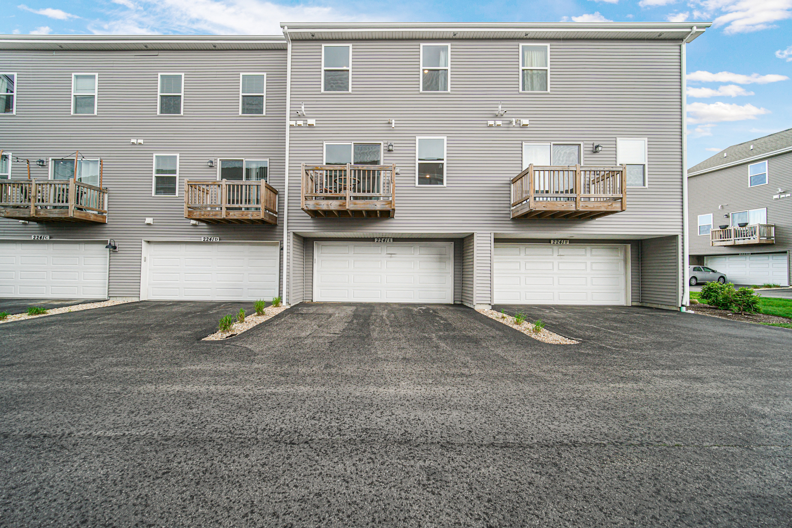 2241 Sassafras Way #E, Wonder Lake, IL 60097