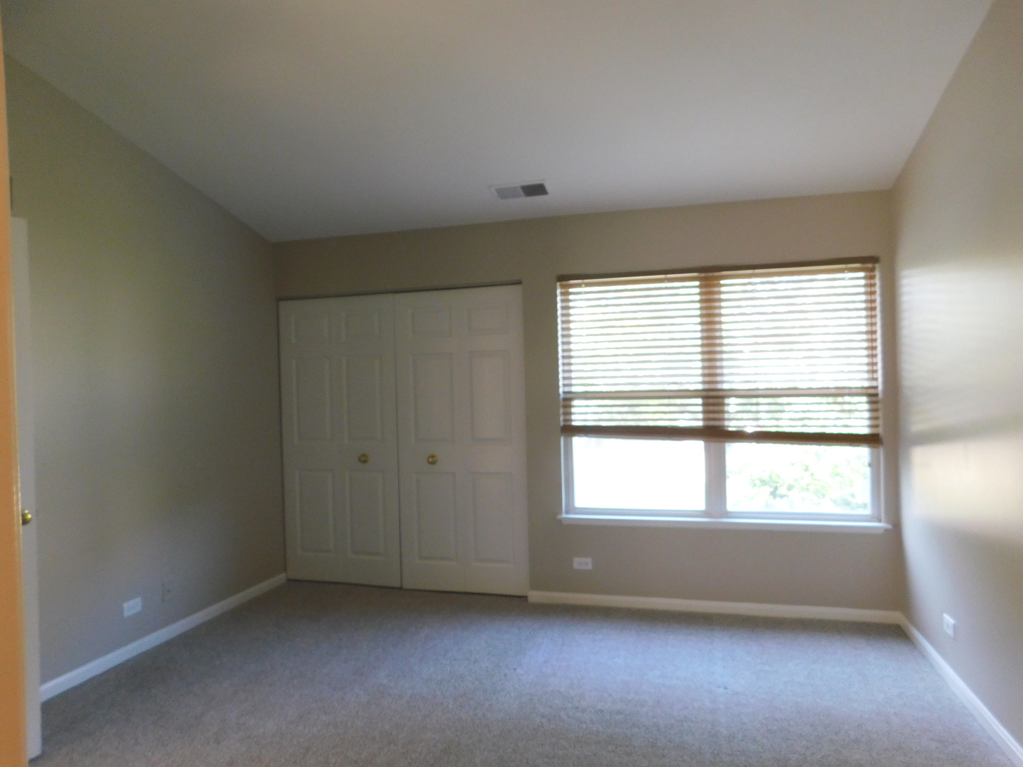1060 Stillwater Road #0, Elgin, IL 60120