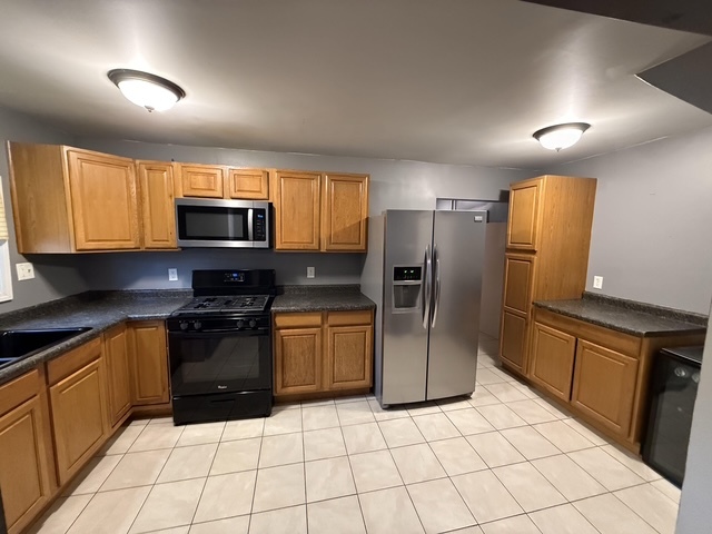 230 E ELM Street, Sycamore, IL 60178