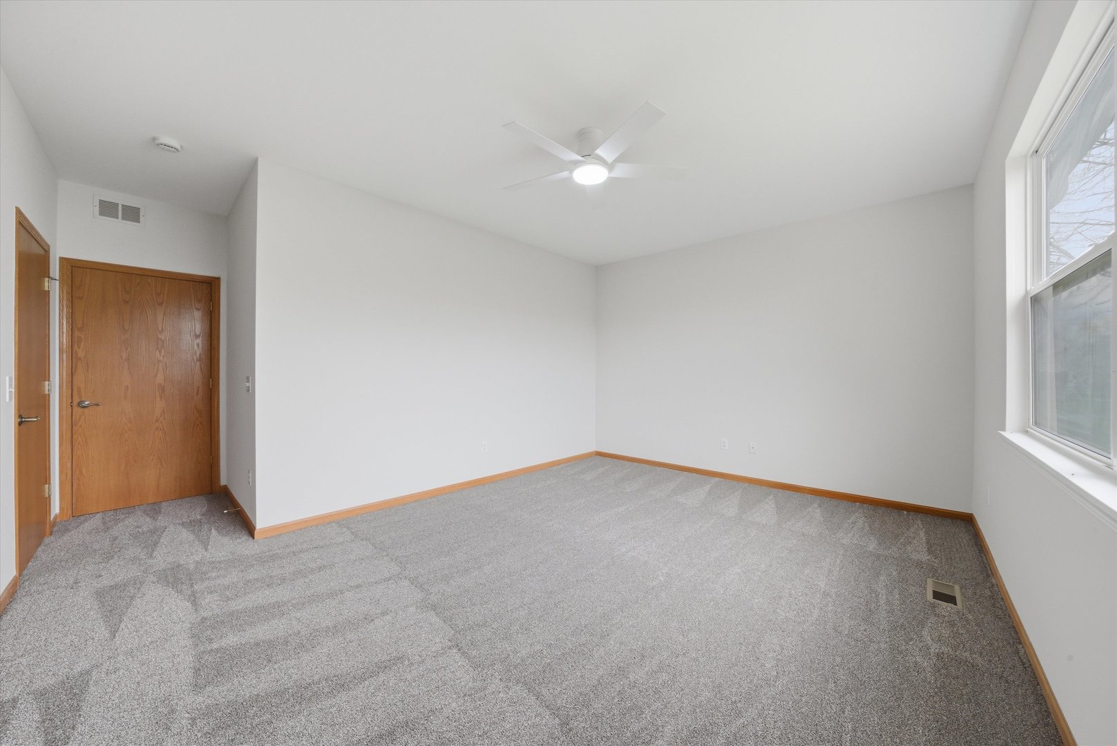 646 S Cadillac Circle, Romeoville, IL 60446