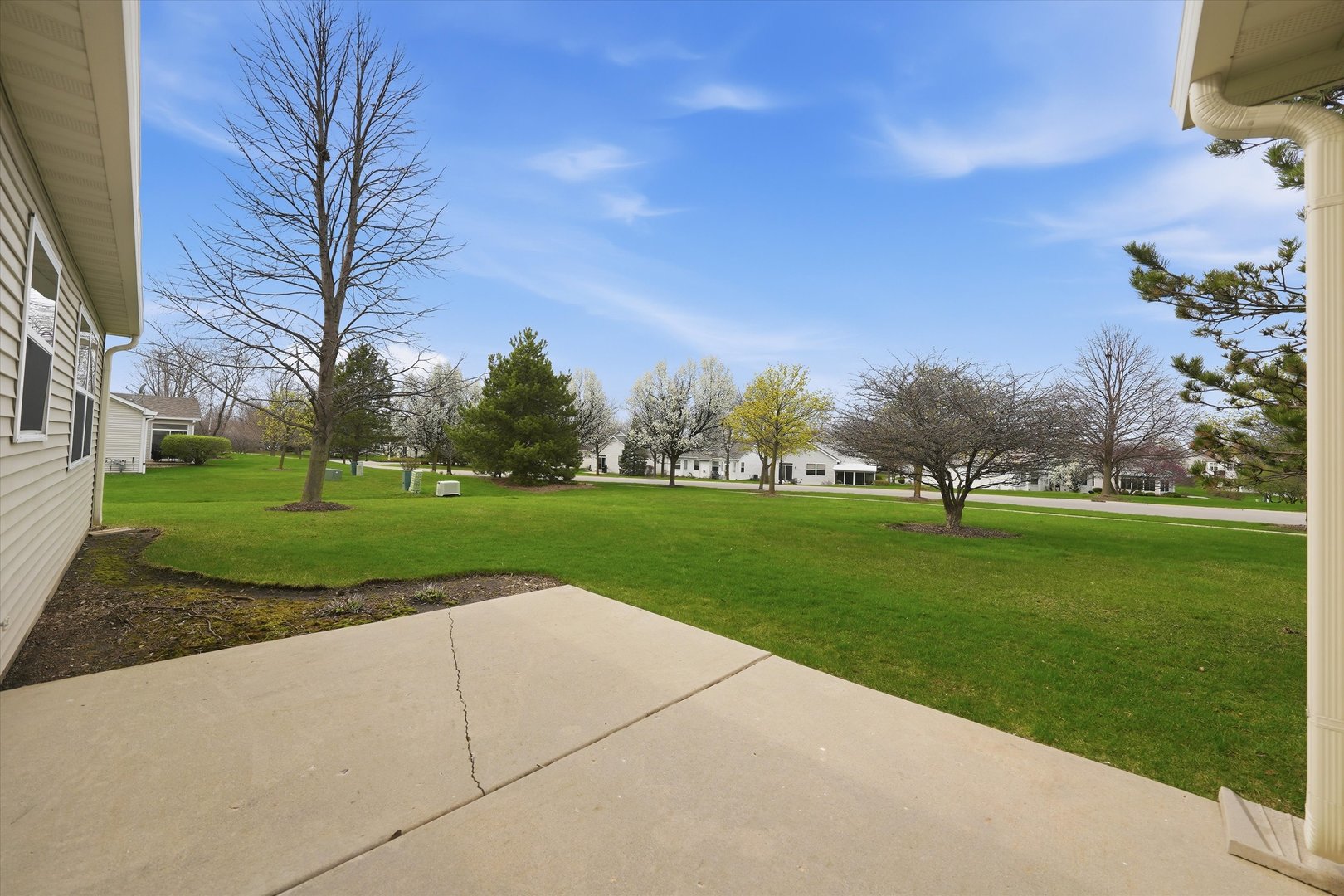 646 S Cadillac Circle, Romeoville, IL 60446
