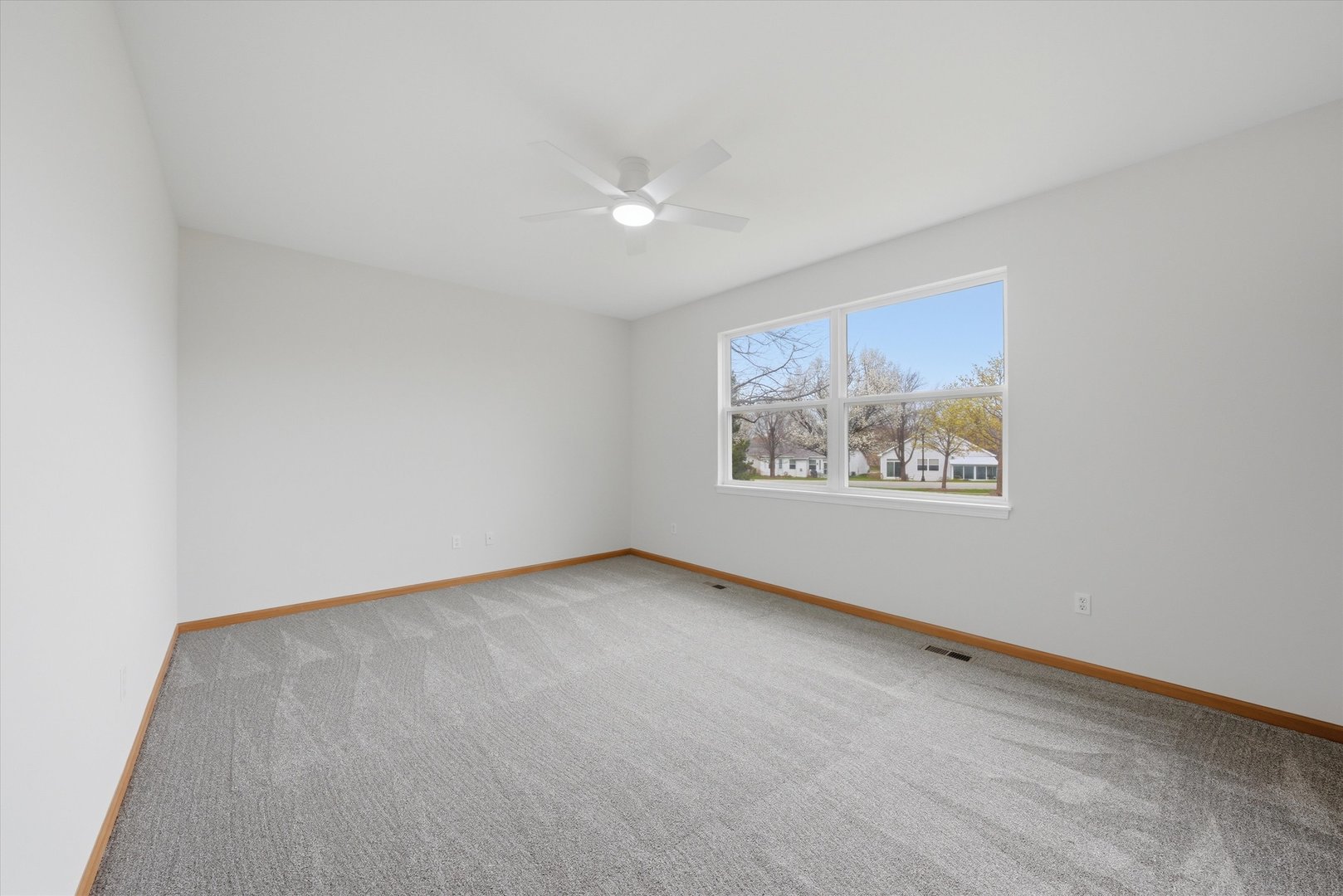 646 S Cadillac Circle, Romeoville, IL 60446