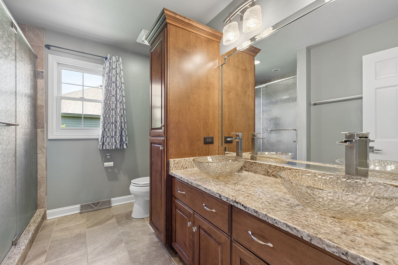 2624 Wendy Drive, Naperville, IL 60565