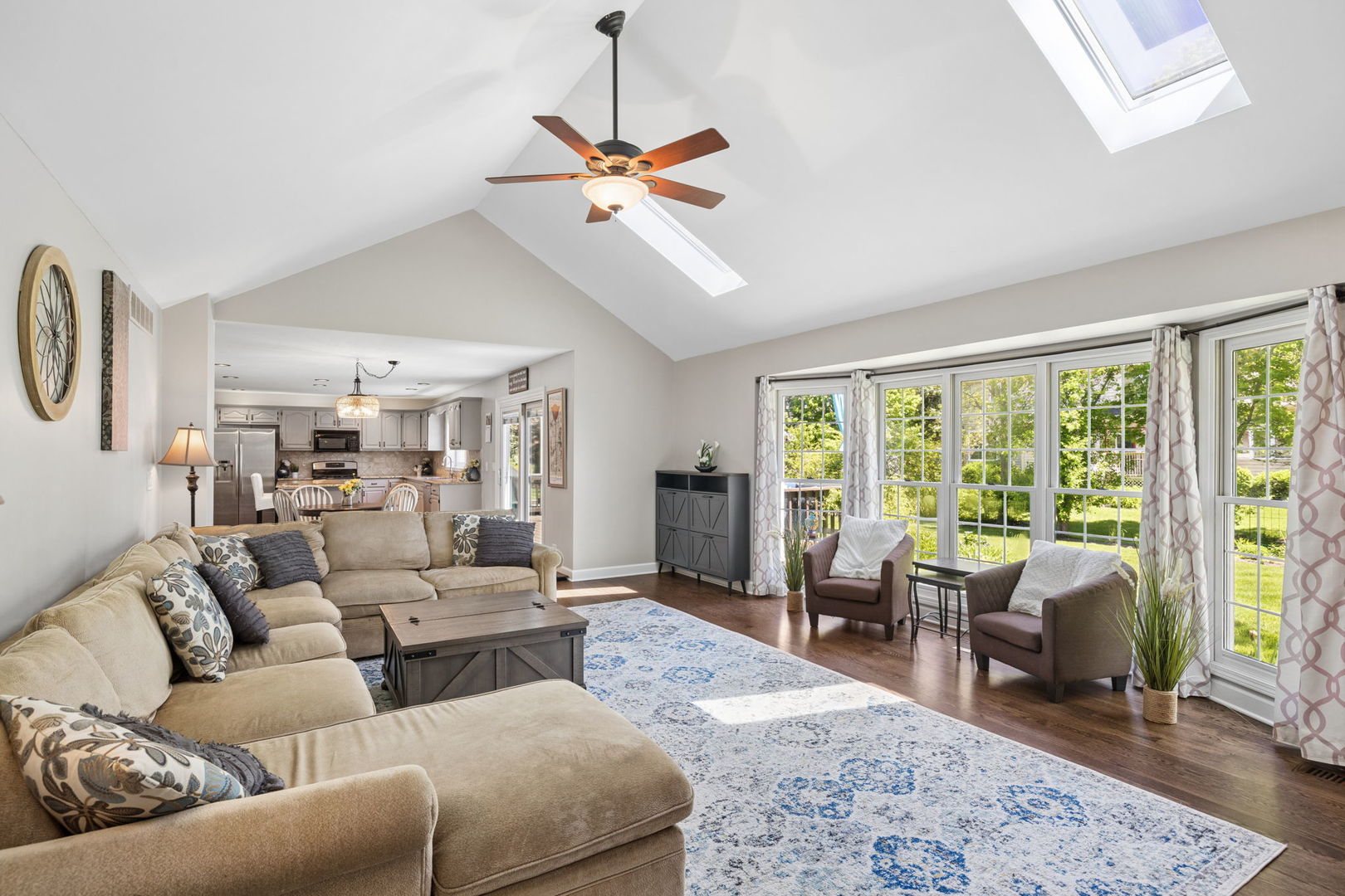 2624 Wendy Drive, Naperville, IL 60565