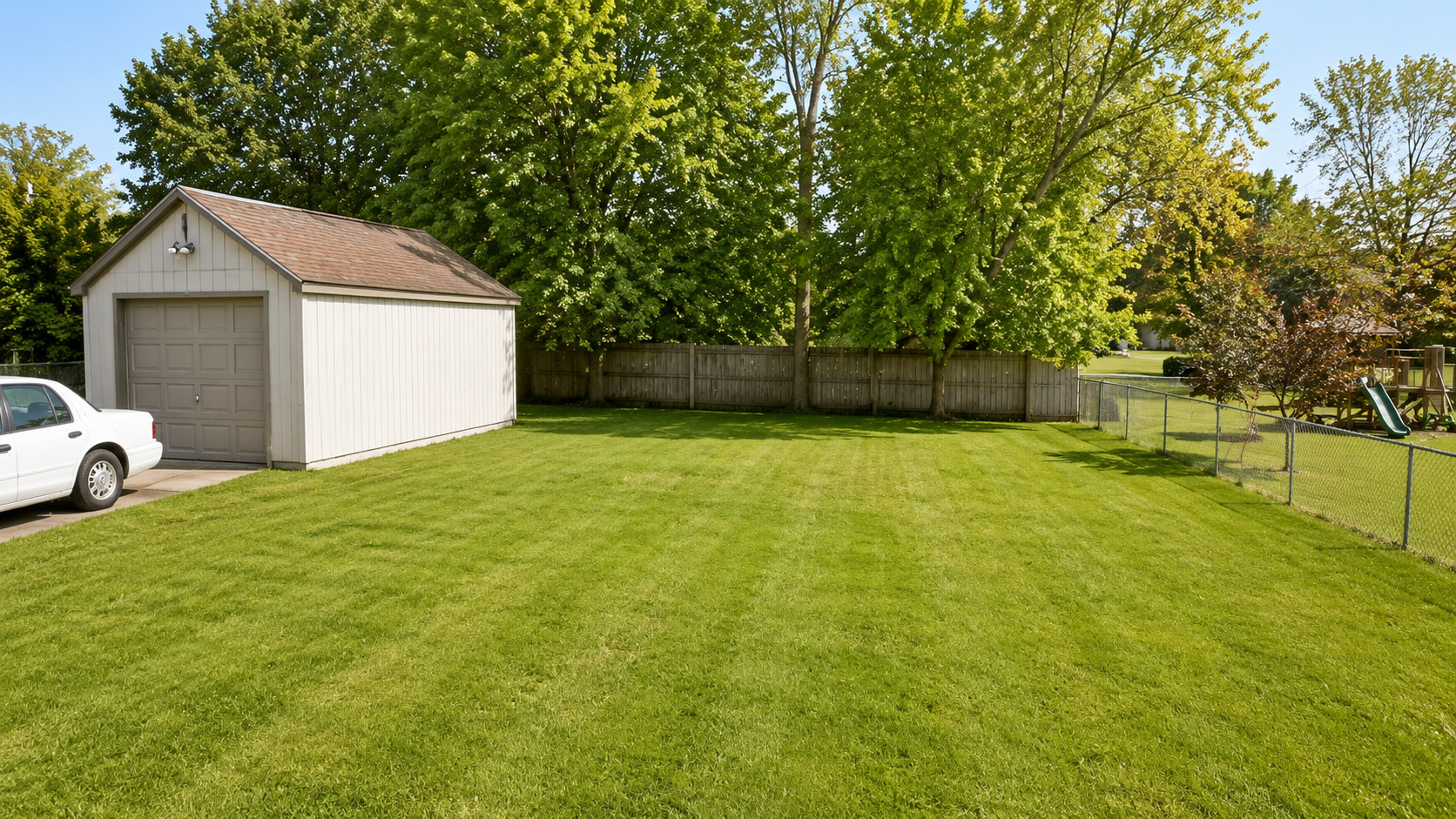 5301 West Lane, Mccullom Lake, IL 60050
