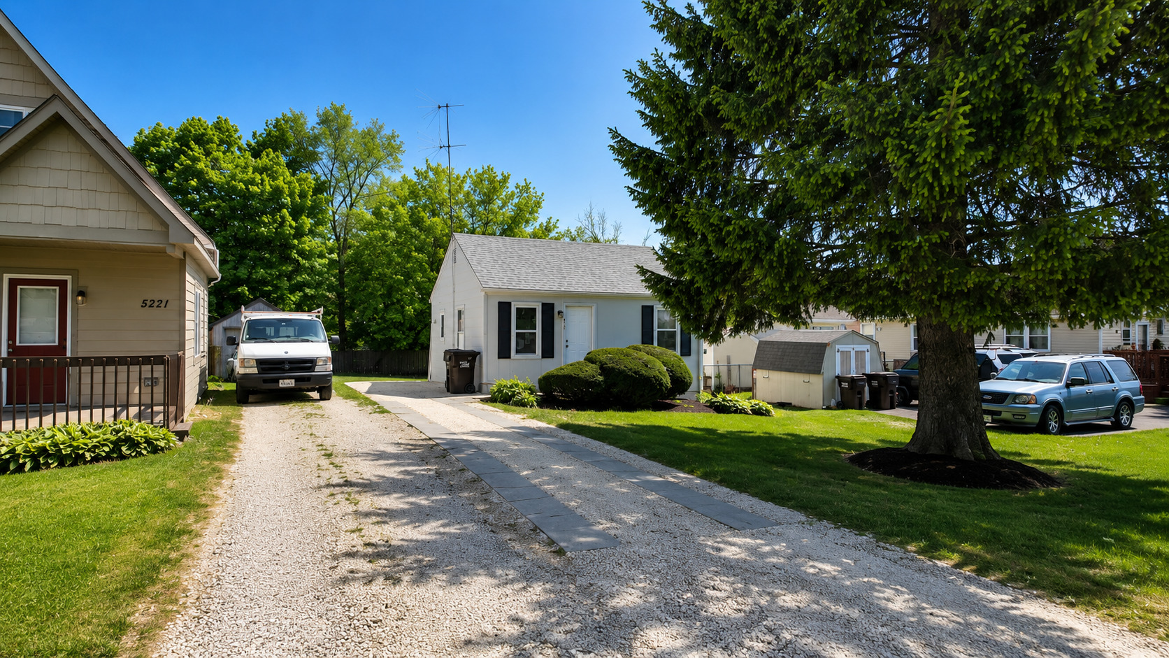 5301 West Lane, Mccullom Lake, IL 60050
