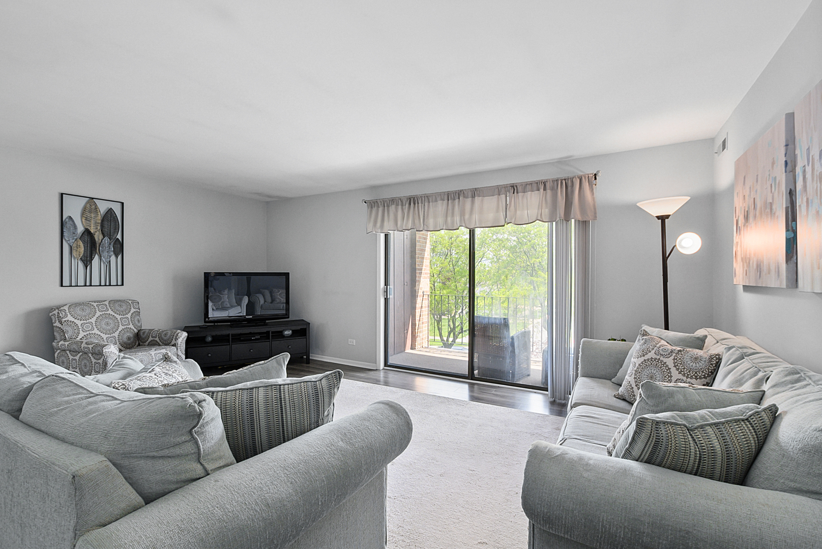 8924 W 140th Street #303, Orland Park, IL 60462