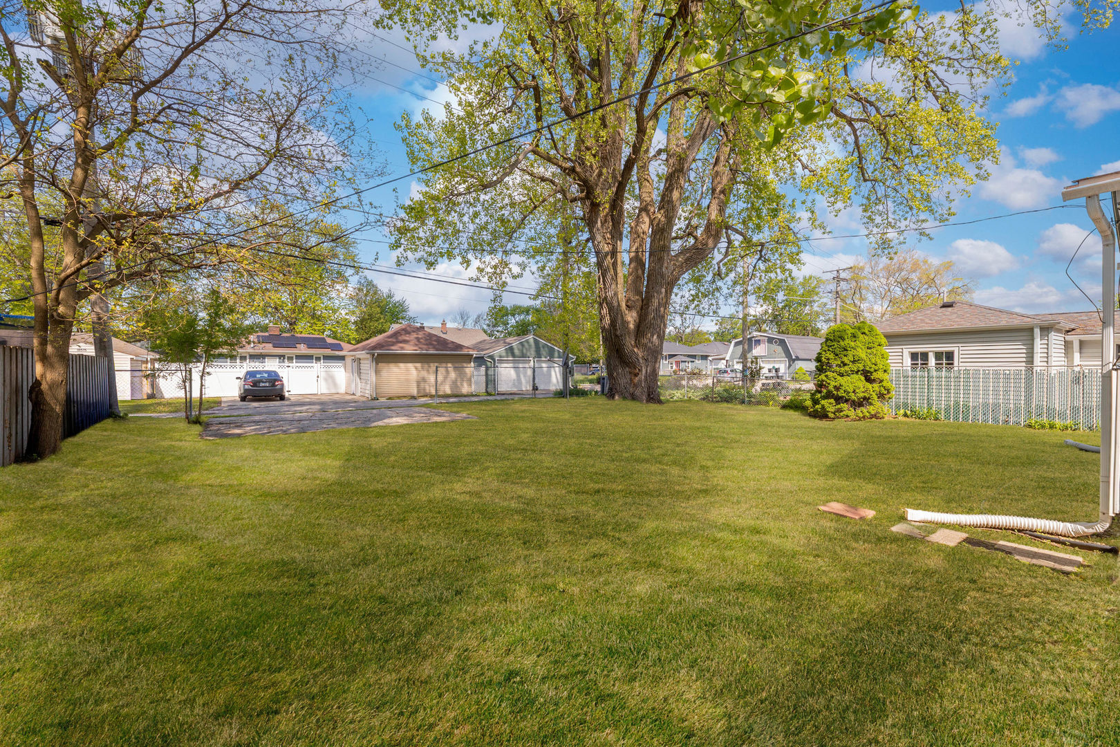 18508 Chicago Avenue, Lansing, IL 60438