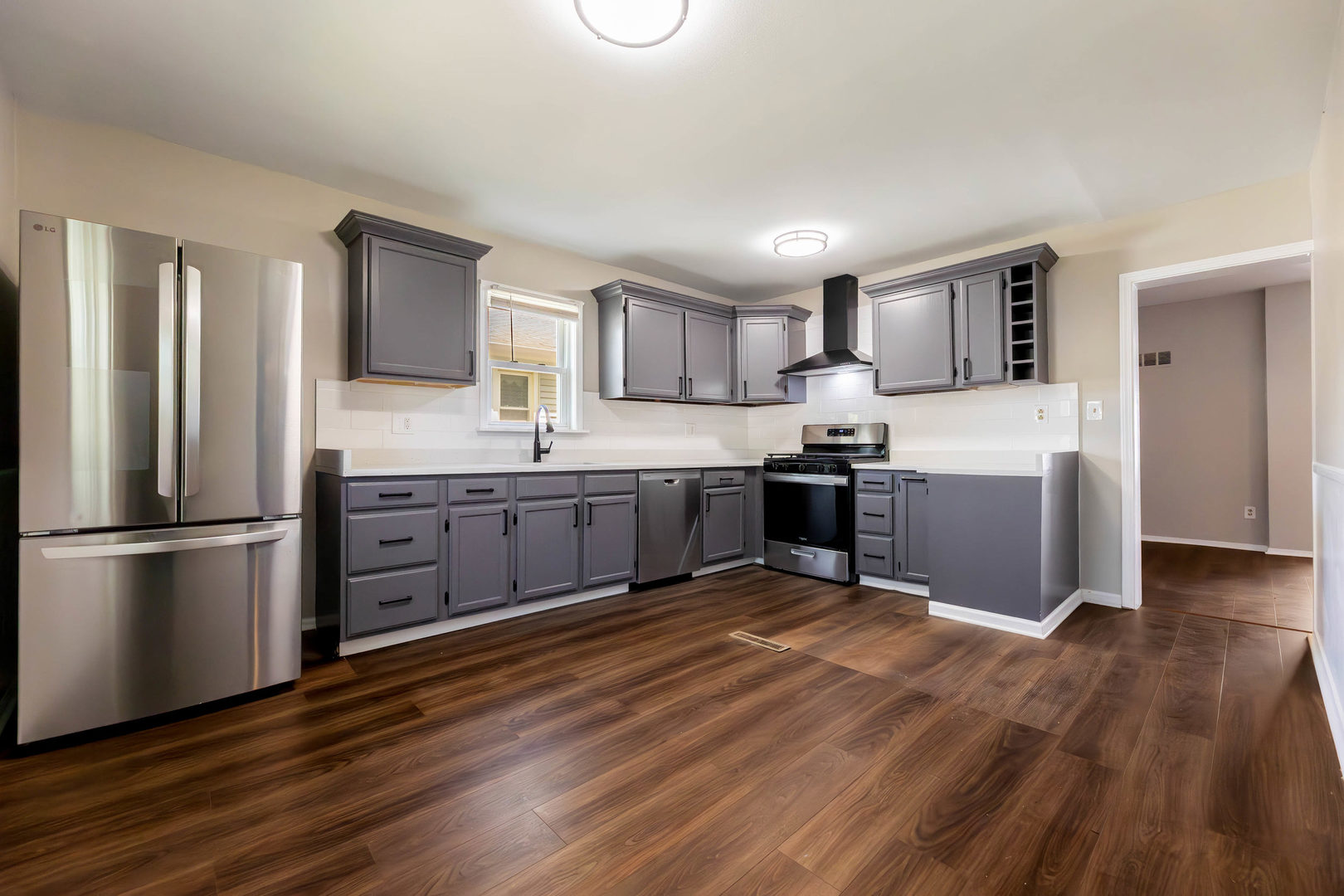 18508 Chicago Avenue, Lansing, IL 60438