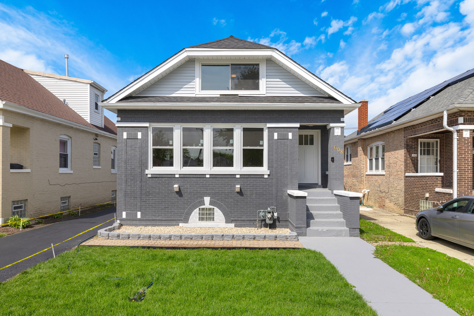 608 S 21st Avenue, Maywood, IL 60153