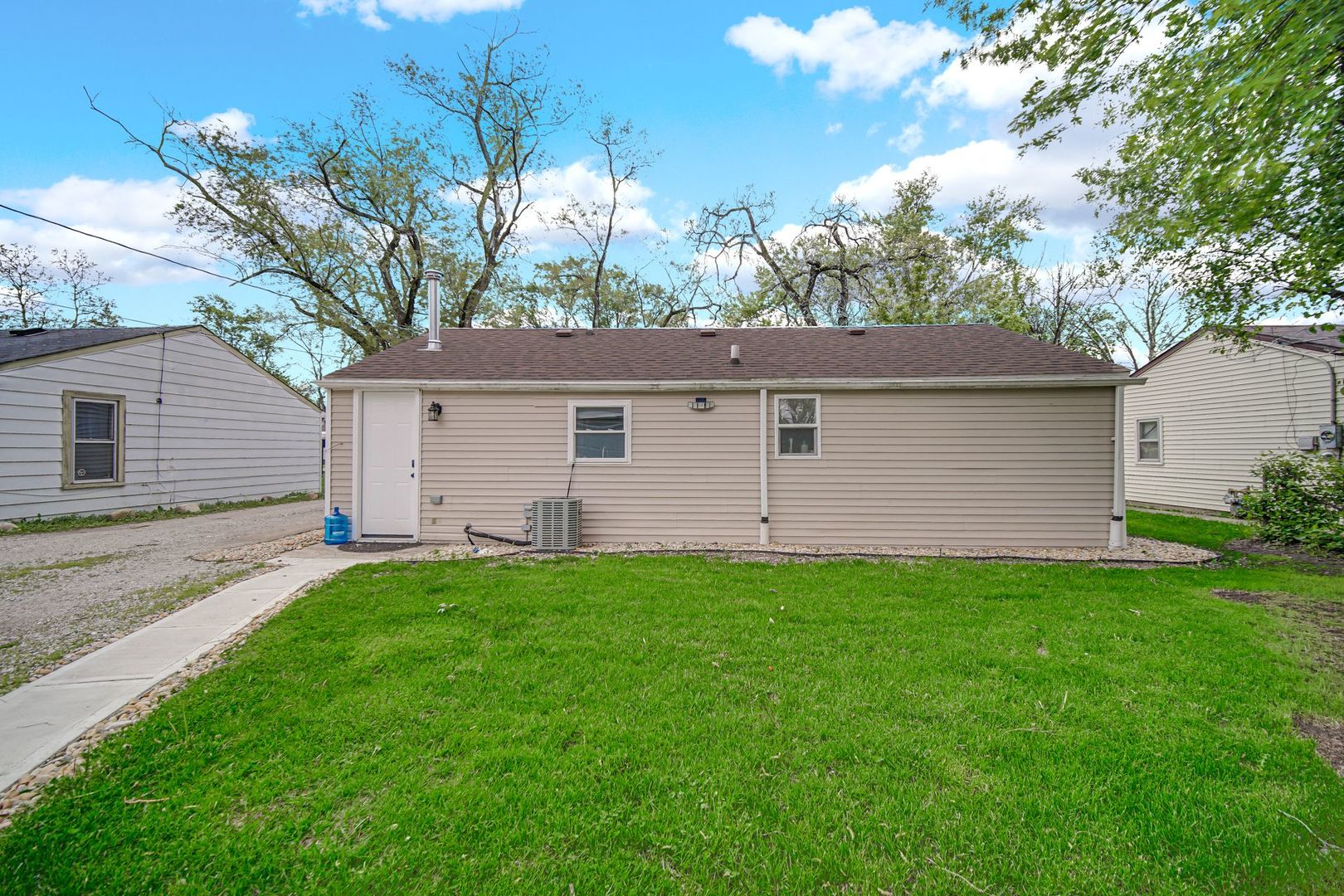 405 Dellwood Avenue, Lockport, IL 60441
