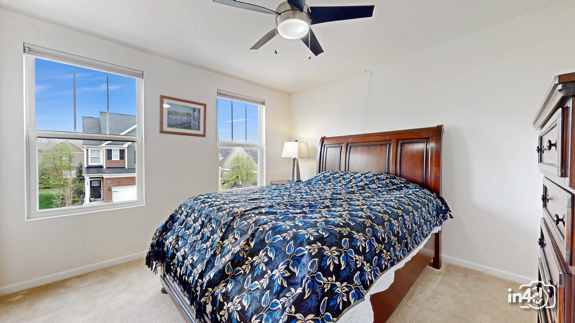 162 Waverly Court, Bloomingdale, IL 60108