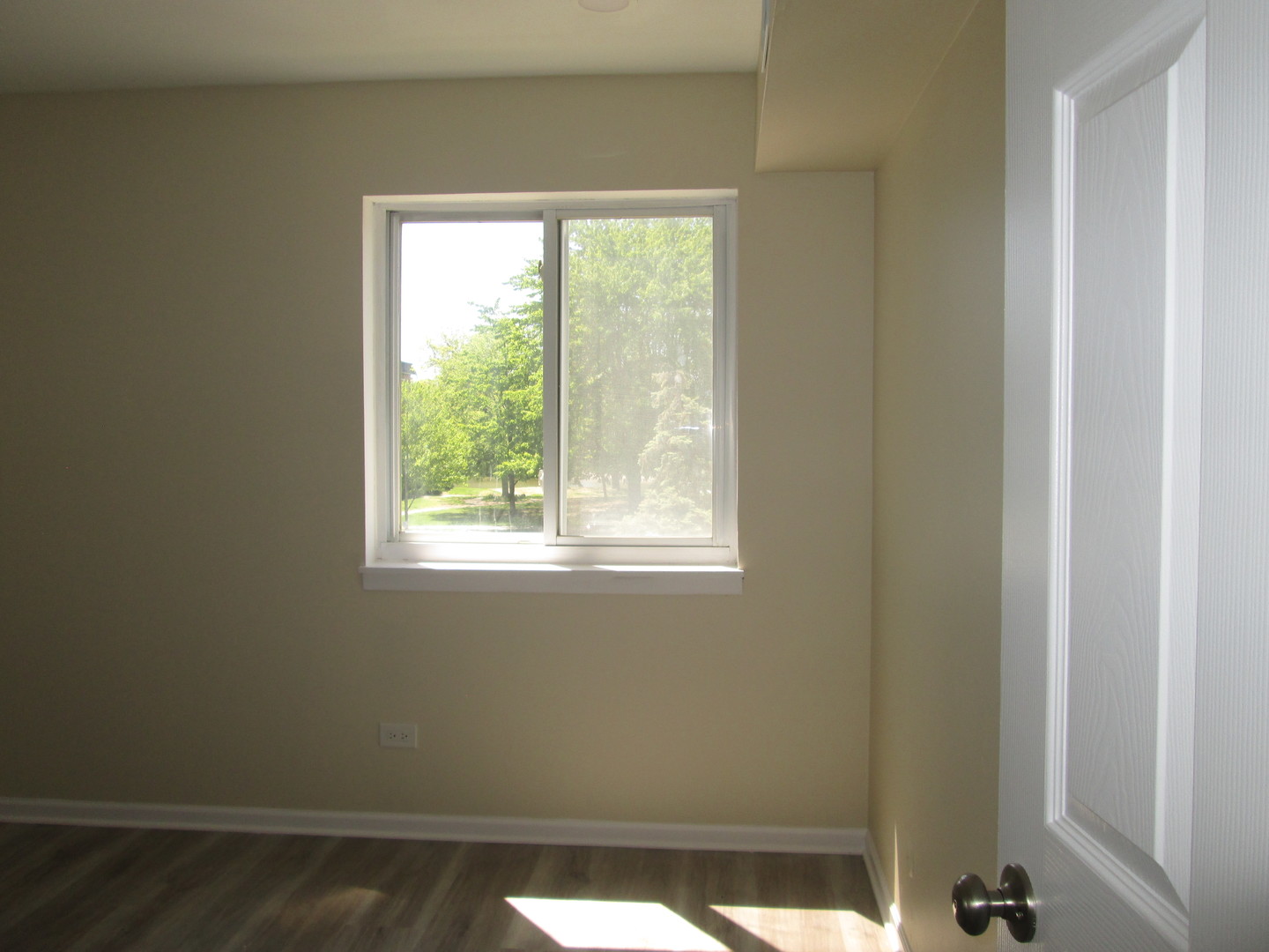 920 CASEY Court #4, Schaumburg, IL 60173