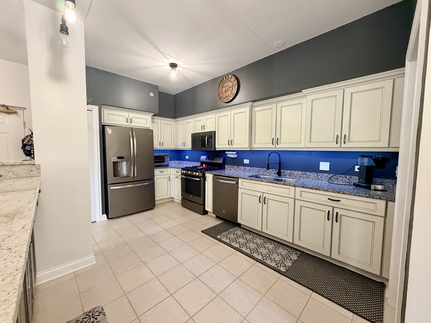 9730 Koch Court #2F, Orland Park, IL 60467