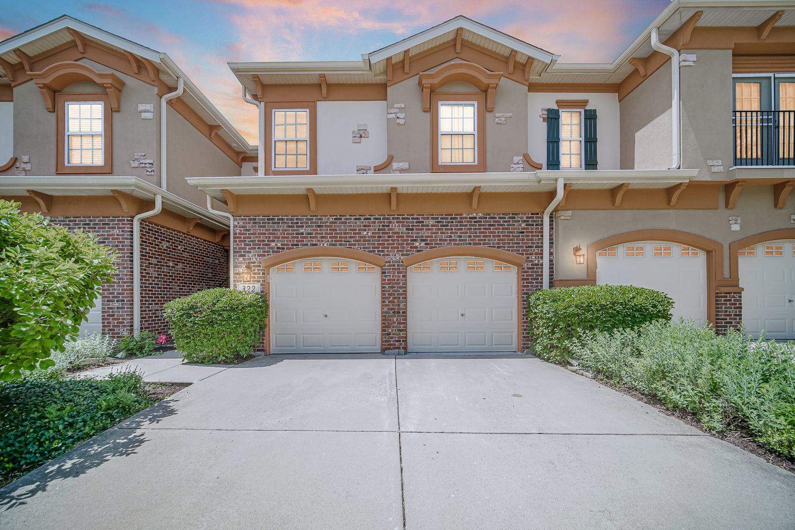 322 Montabello #322, Bloomingdale, IL 60108